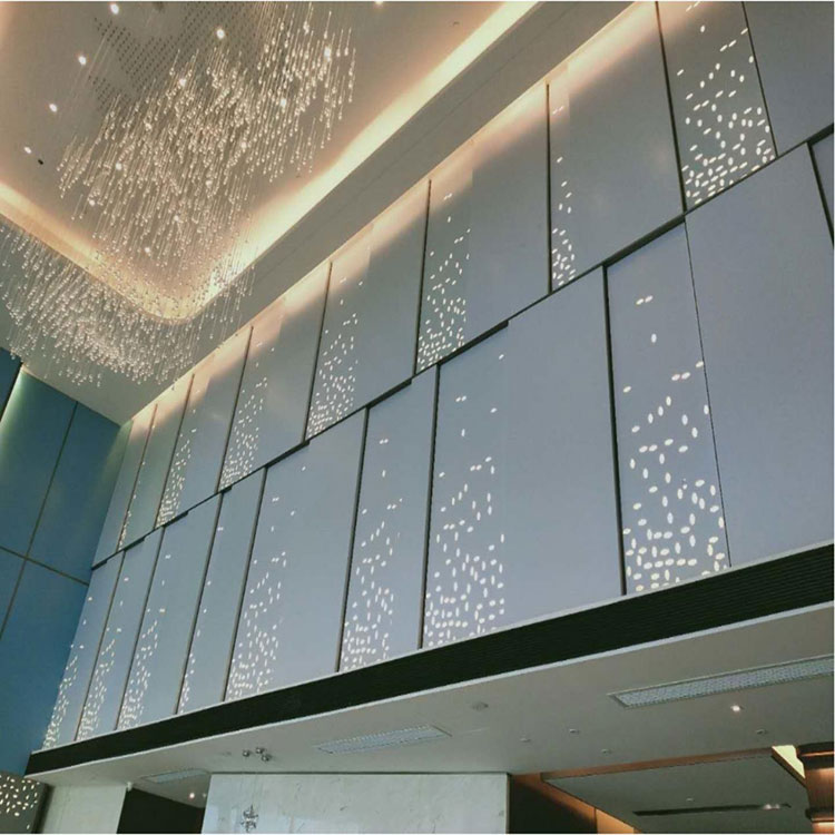 Strip Tak Aluminium False Ceiling Panel Metal Ceiling